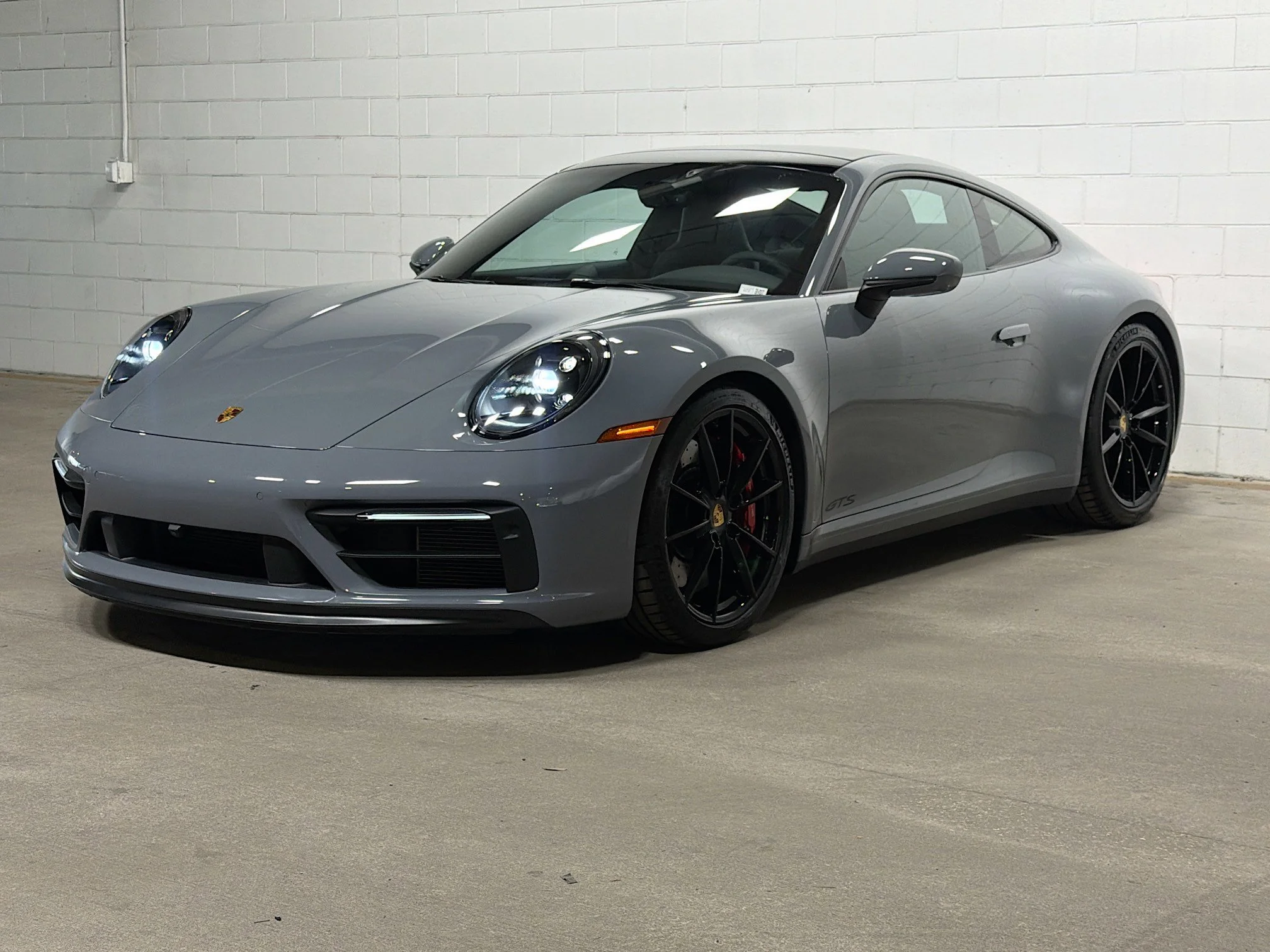 2024 Porsche 911 Carrera GTS Coupe's photo