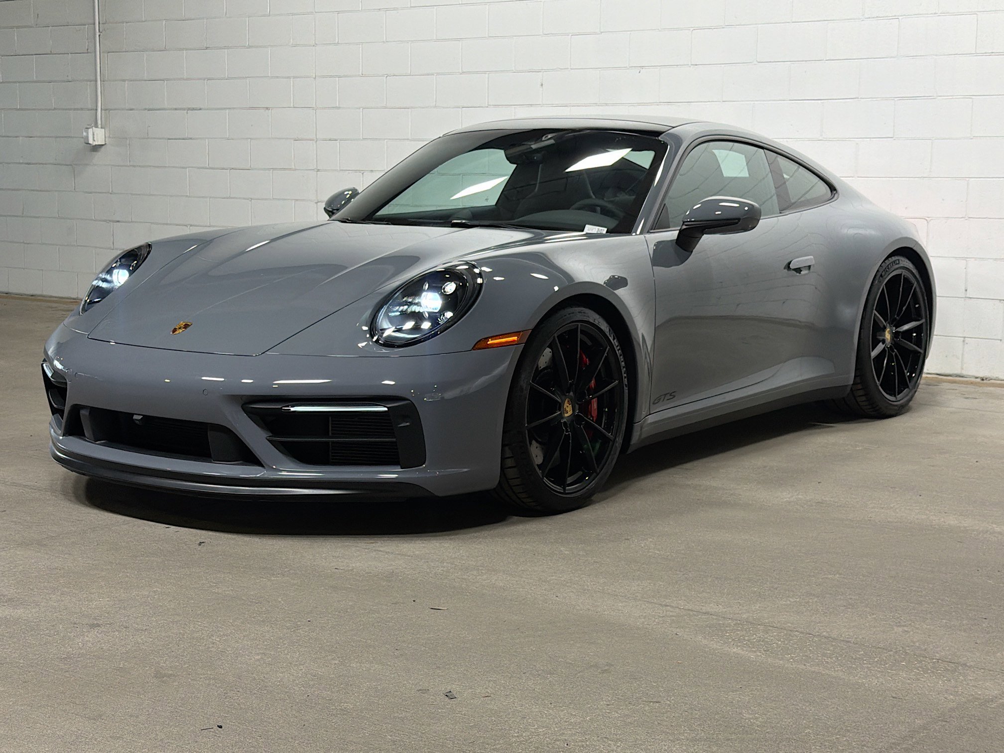 2024 Porsche 911 Carrera GTS Coupe's photo
