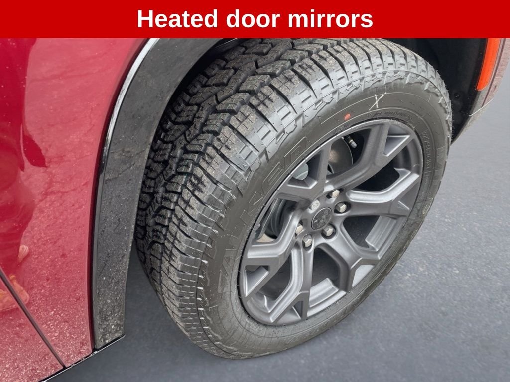 New 2026 Velvet Red Pearl-Coat Exterior Paint Jeep  image 14