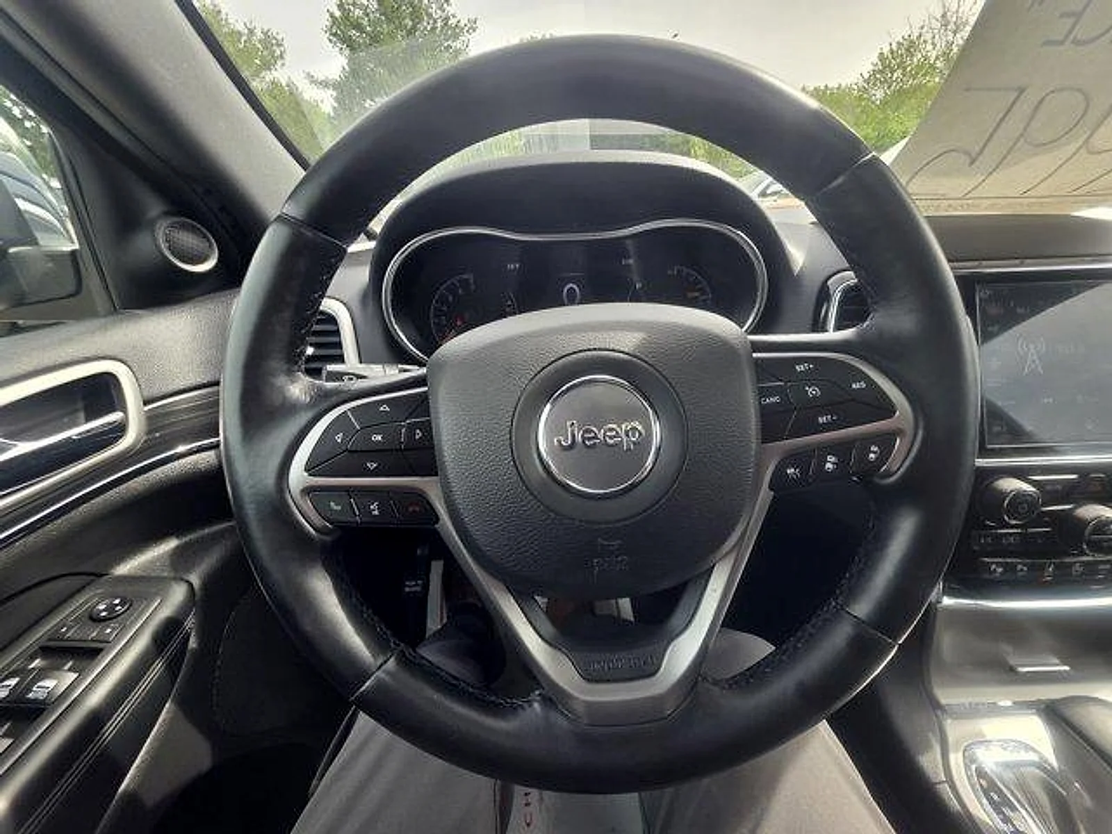 2020 Jeep Grand Cherokee Limited - Photo 17