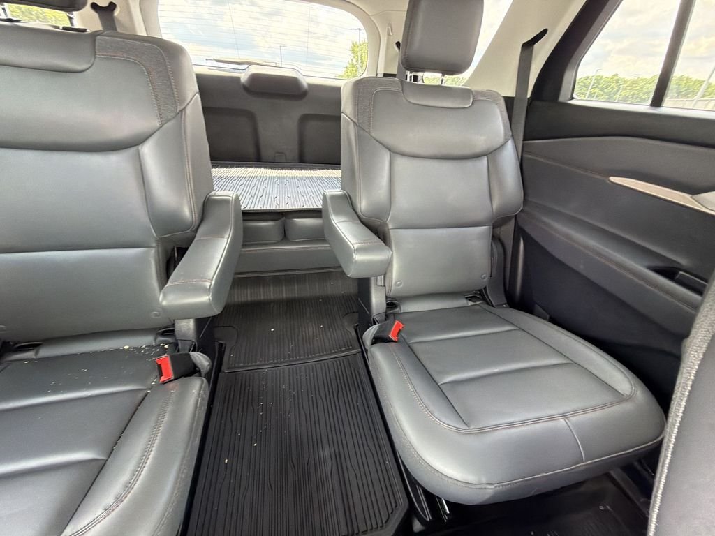 Used 2025 Gray Ford Active image 16