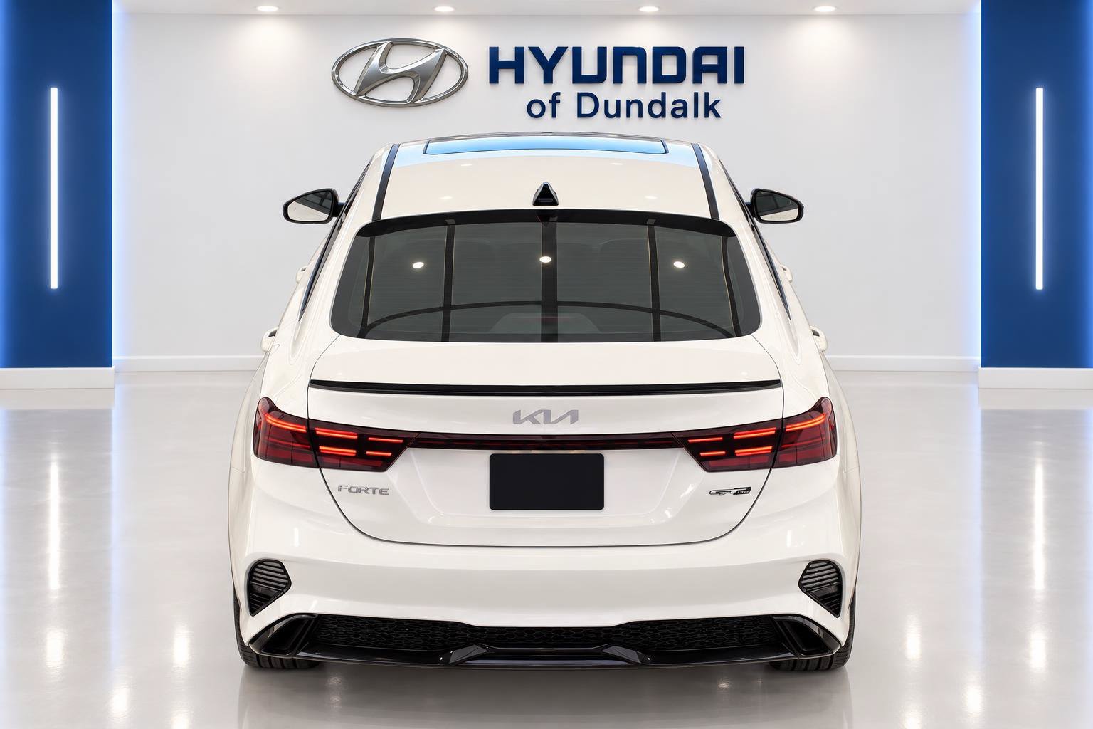 Used 2022 White Kia GT-Line image 6