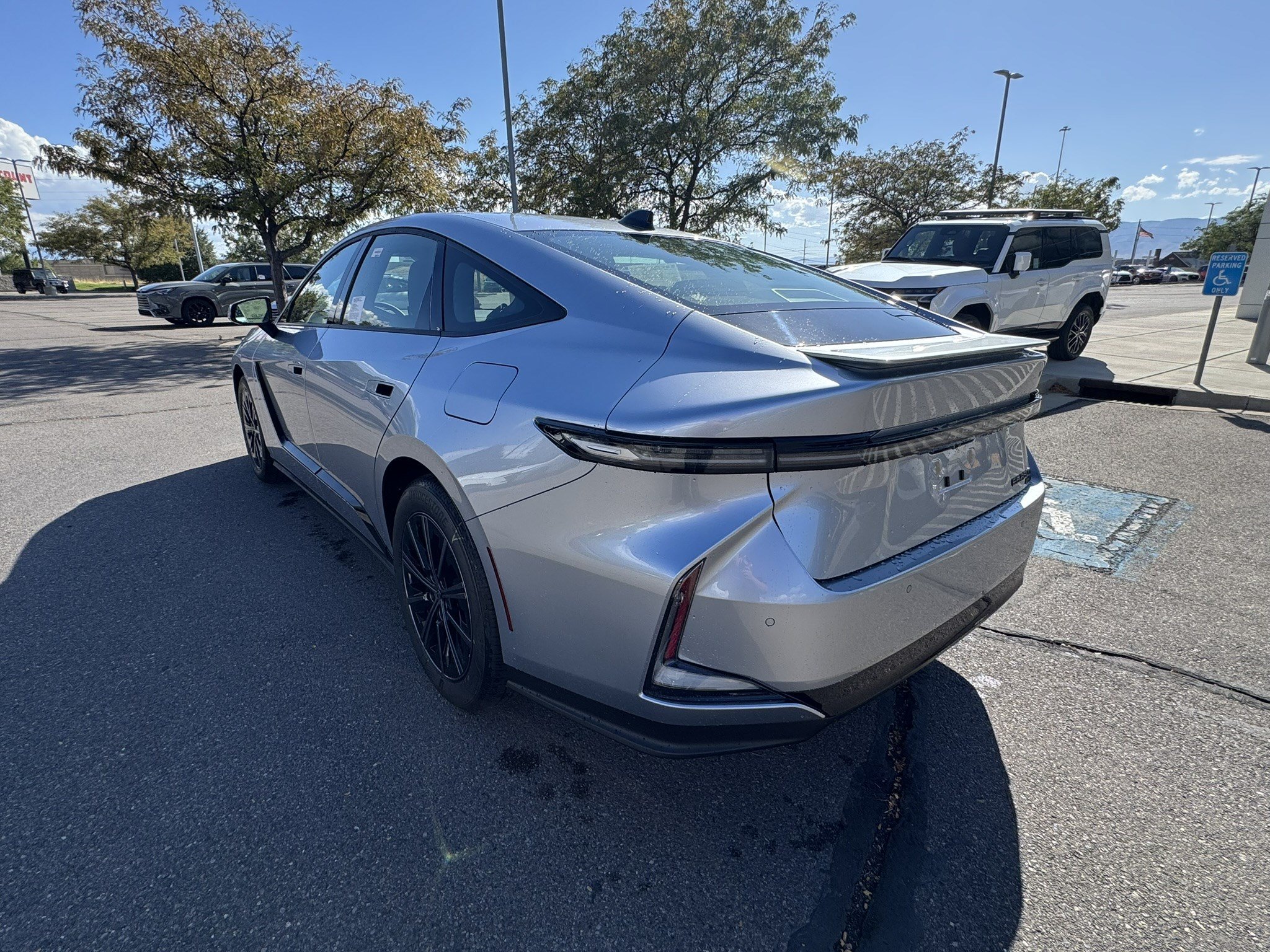 New 2026 Iridium Lexus PREMIUM AWD image 4