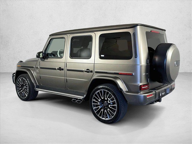 New 2027 MANUFAKTUR Monza Grey Magno Mercedes-Benz AMG® G 63 image 37