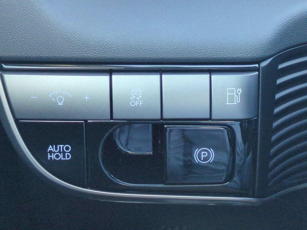 New 2026 Black Hyundai SE Standard Range image 28