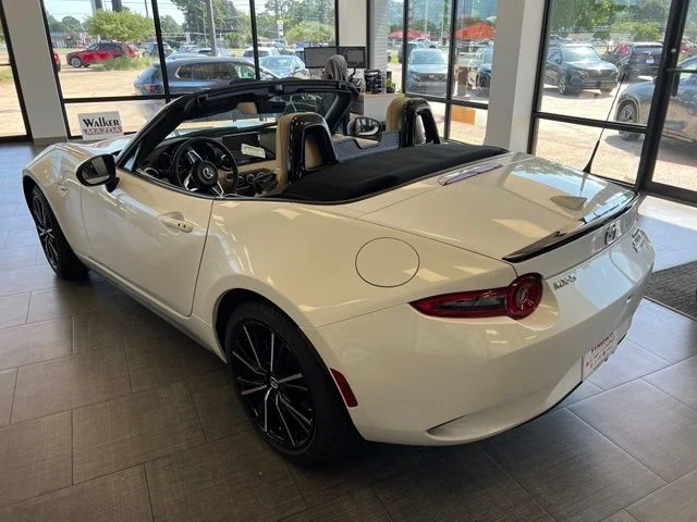 New 2026 Snowflake White Pearl Mazda Grand Touring image 5