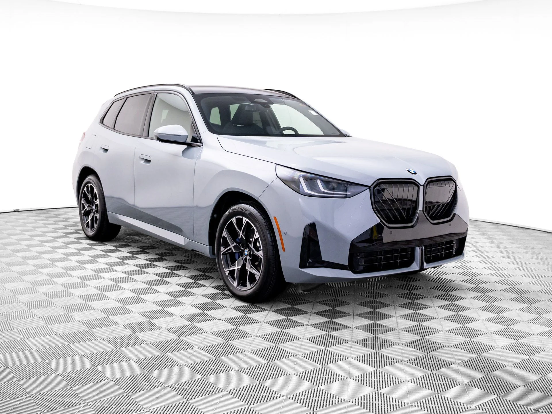 New 2026 Gray BMW 30 xDrive image 9