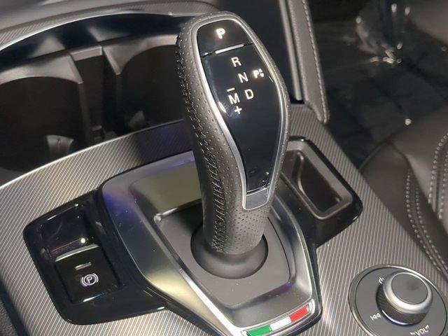 New 2025 Moonlight Gray Metallic Exterior Paint Alfa Romeo  image 21