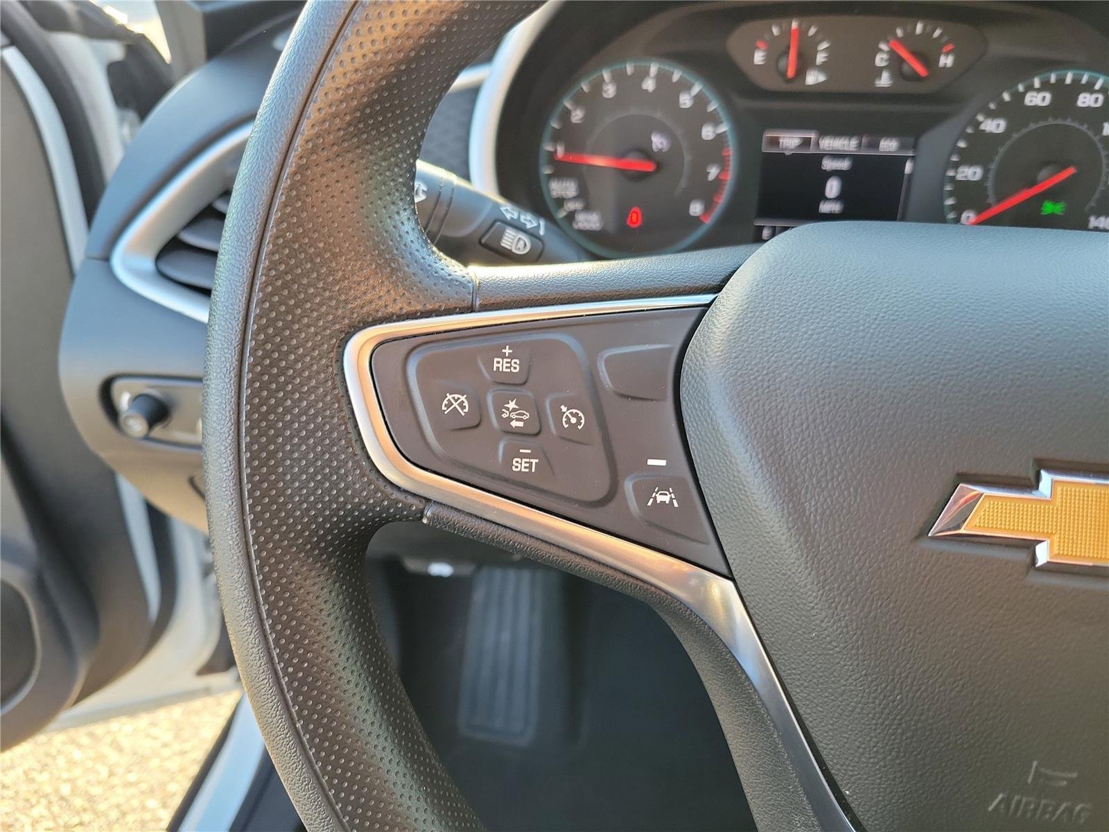 Used 2024 Summit White Chevrolet LT image 16