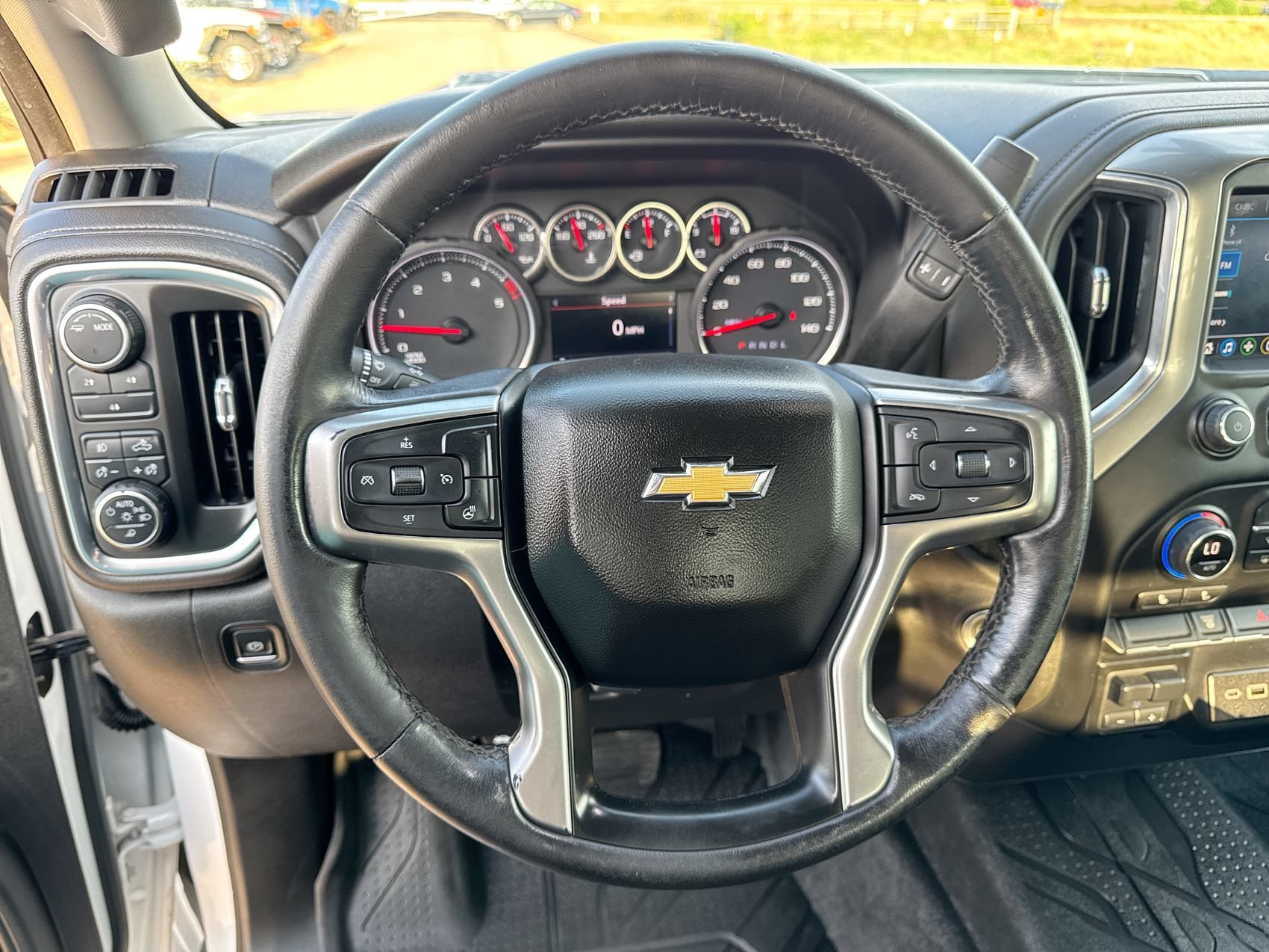 Used 2022 Summit White Chevrolet LT image 14