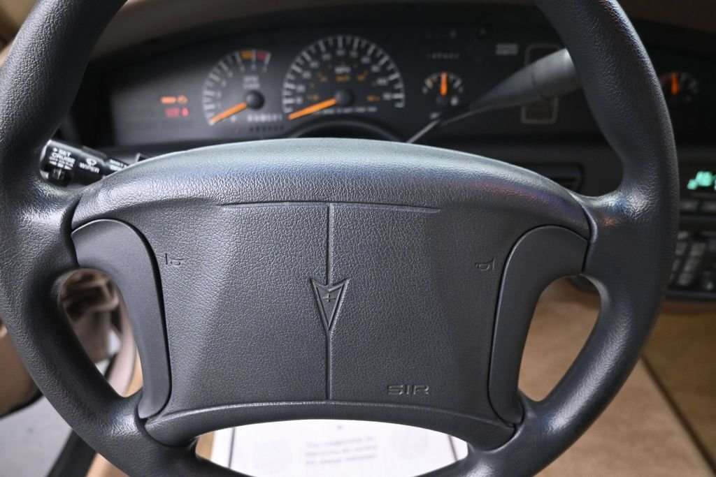 Used 1995 Beige Pontiac SE image 16