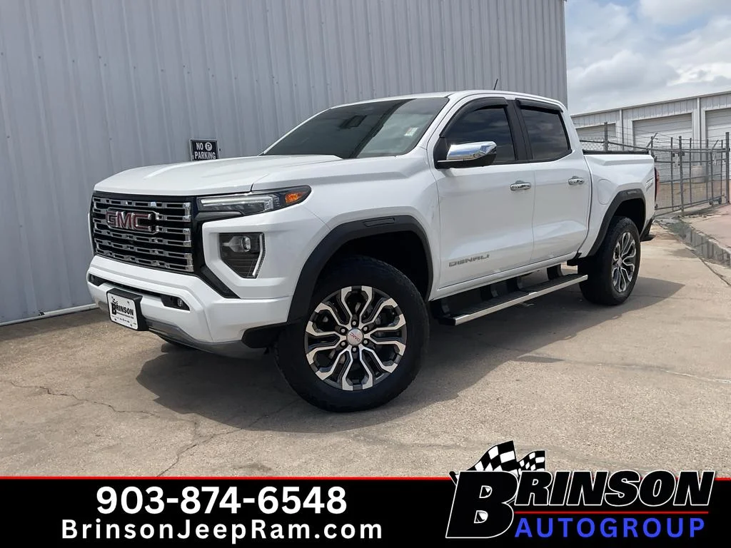 2024 GMC Canyon 4WD Denali Crew Cab Short Box's photo