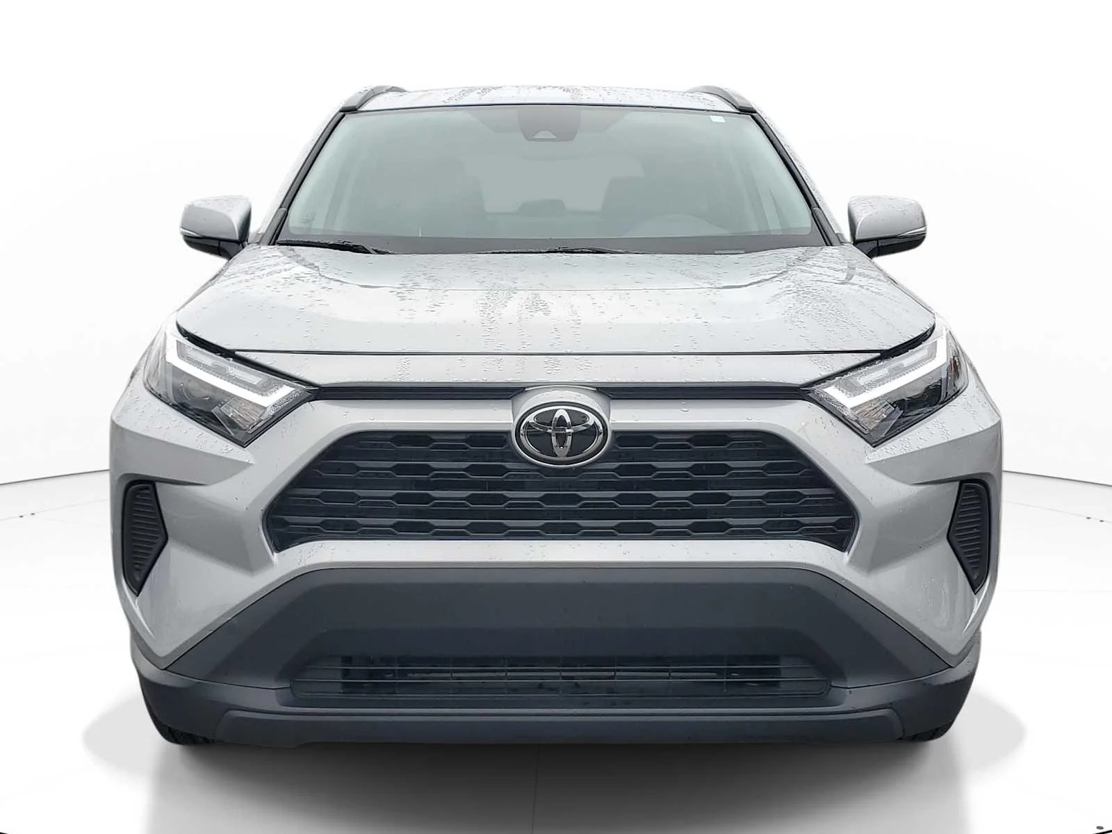 Used 2024 Silver Sky Metallic Toyota XLE image 2