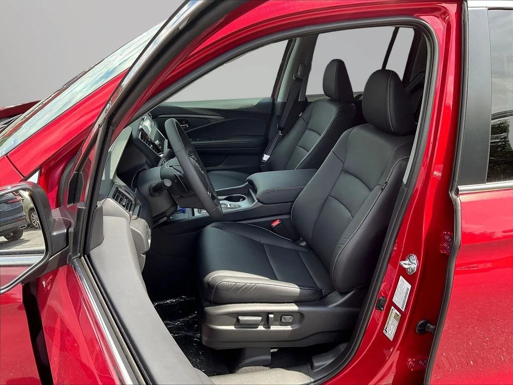 New 2026 Radiant Red Metallic II Honda RTL image 20
