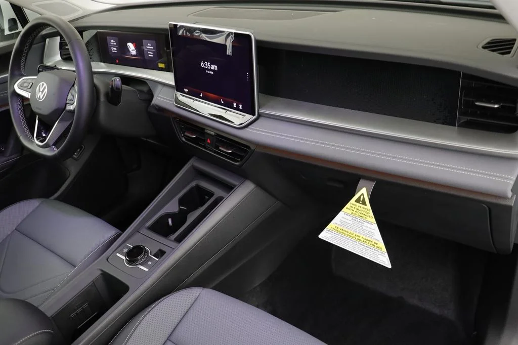 2026 Volkswagen Tiguan SE - Photo 20