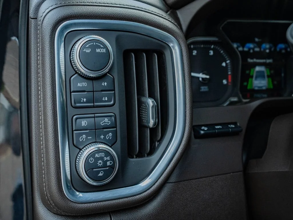 Used 2021 Carbon Black Metallic GMC Denali image 25