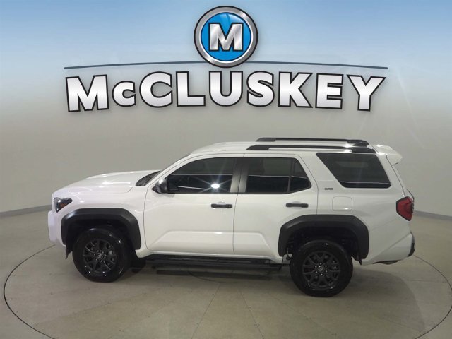 2025 Toyota 4Runner SR5 - Photo 10