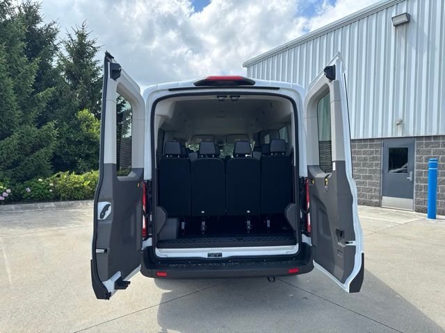 New 2026 Oxford White Ford Passenger Van XL image 8