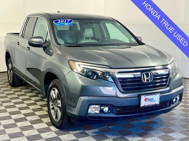 Certified Used 2017 Forest Mist Metallic Honda RTL image 1