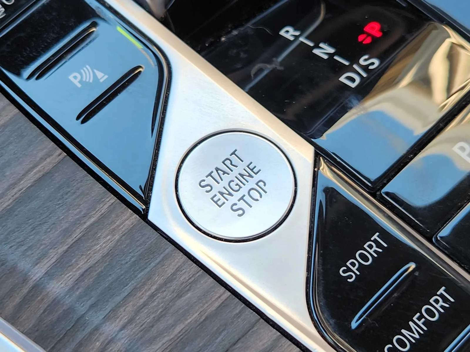 Certified Used 2024 Skyscraper Grey Metallic BMW xDrive40i image 16