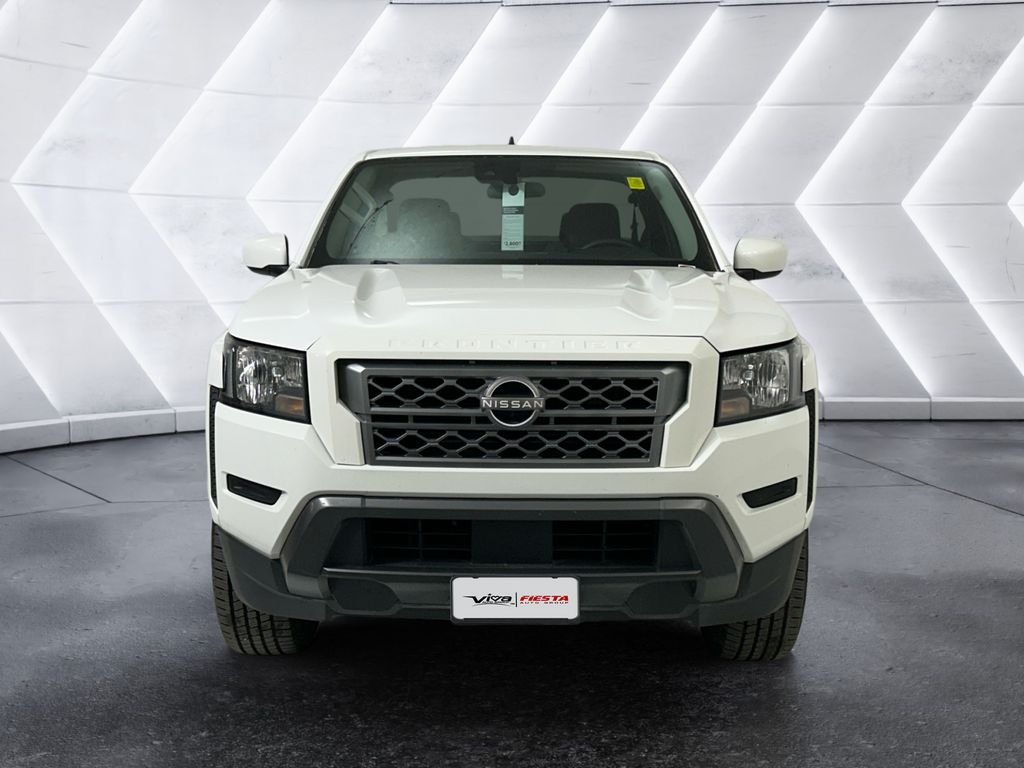 Used 2022 White Nissan SV image 2