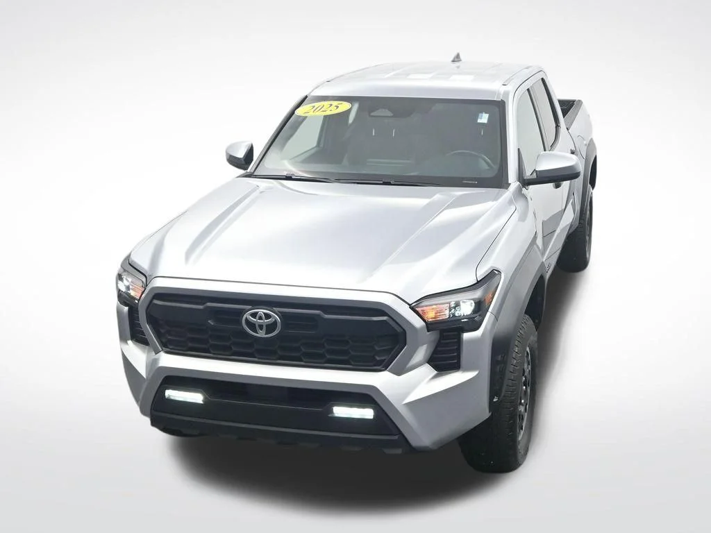 Used 2025 Silver Toyota TRD Off-Road image 30