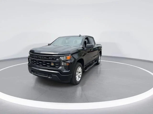 Used 2025 Black Chevrolet Custom image 4