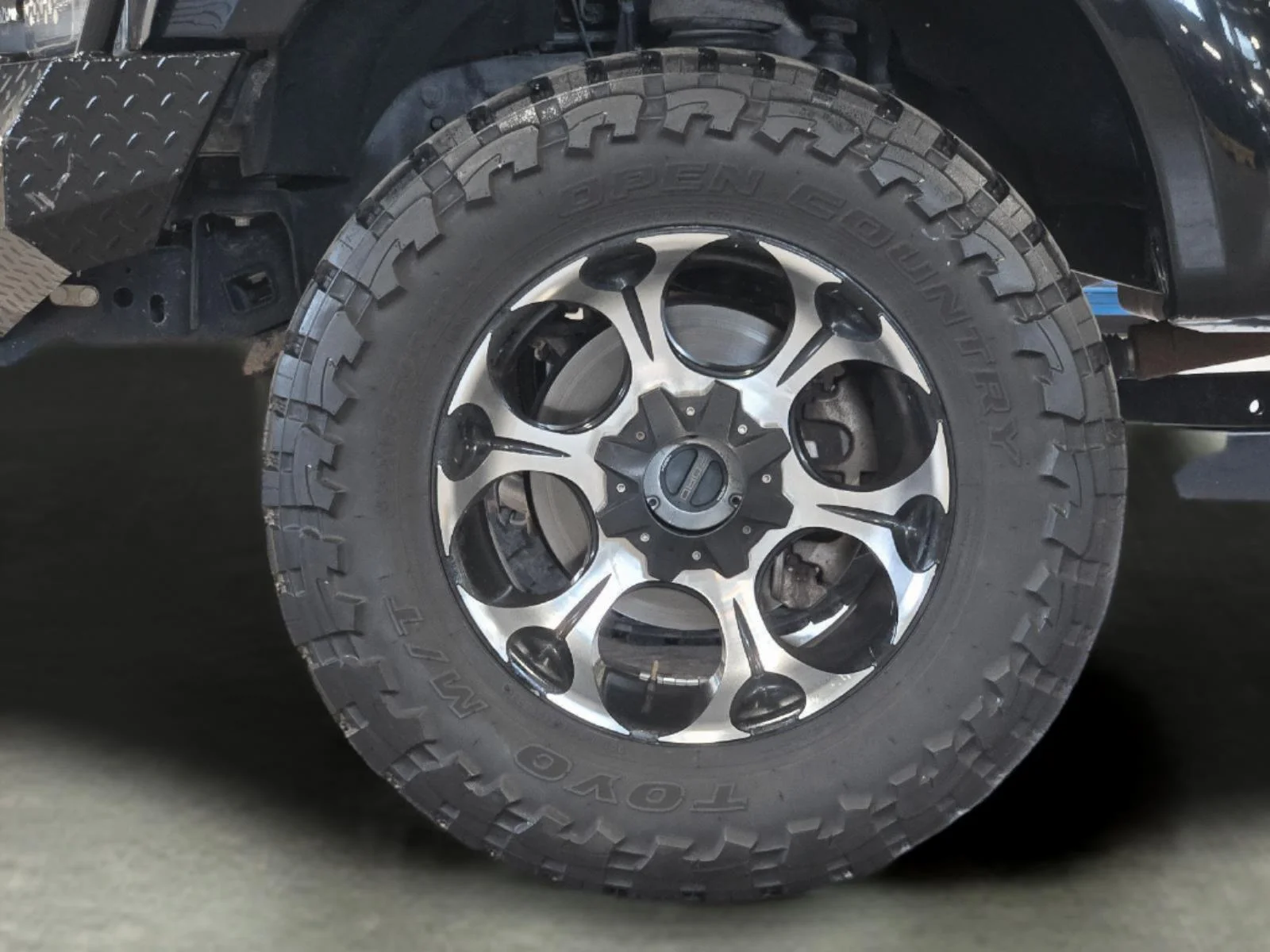Used 2019 Agate Black Ford Platinum image 46