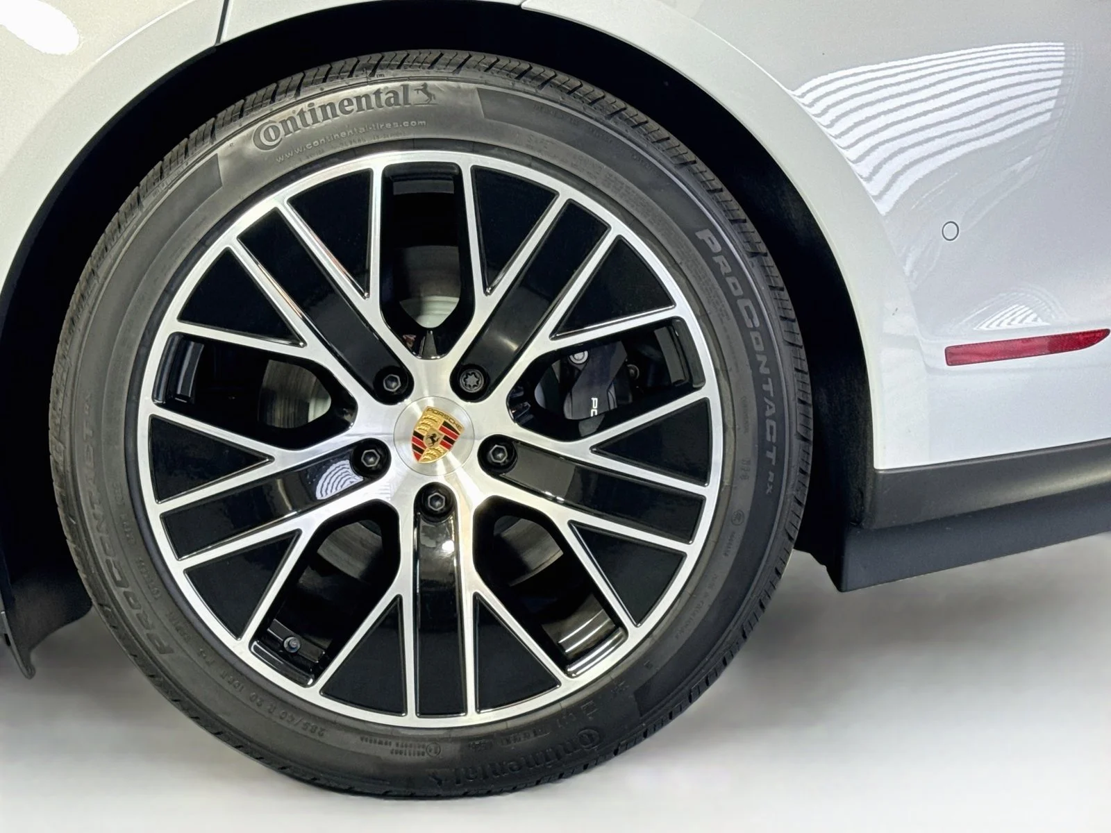 New 2026 Ice Grey Metallic Porsche 4 image 23