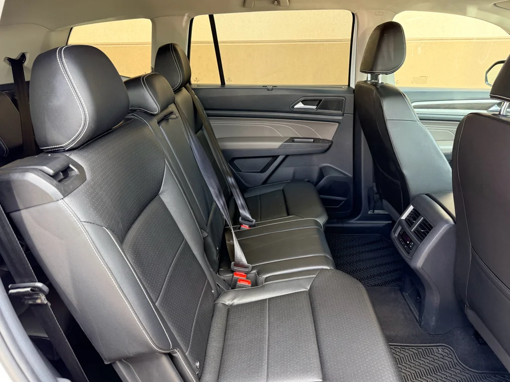 Used 2022  Volkswagen 2.0T SE image 16