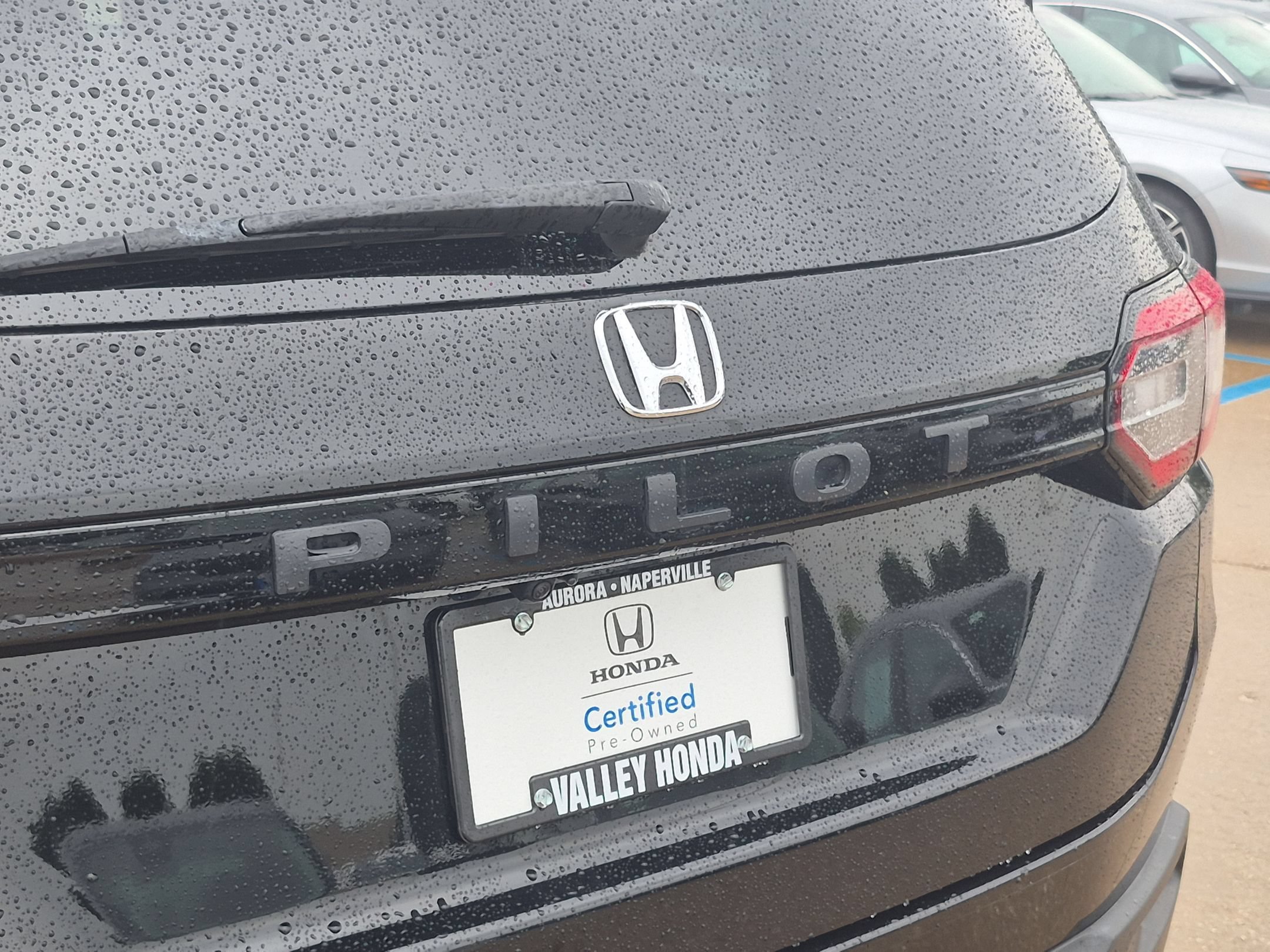 2025 Honda Pilot EX-L - Photo 28
