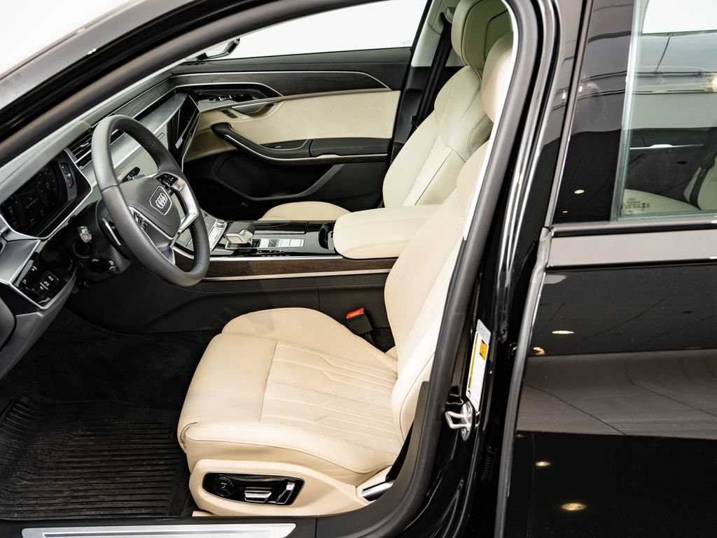 Used 2025 Mythos Black Metallic Audi L 55 image 23