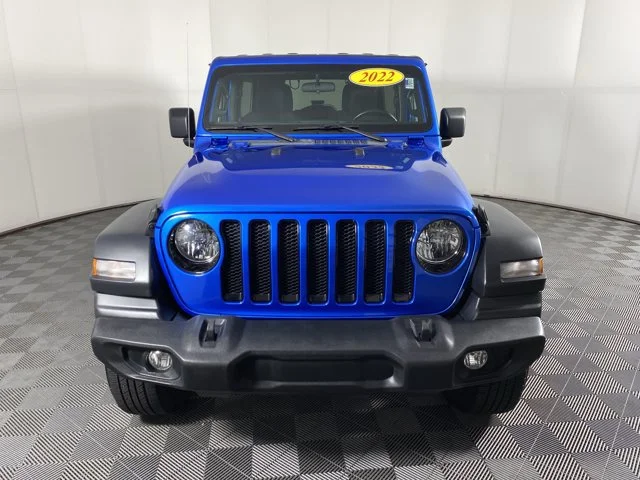 Used 2022 Blue Jeep Unlimited Sport Altitude image 12