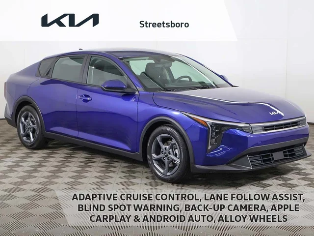 2025 Kia K4 LXS