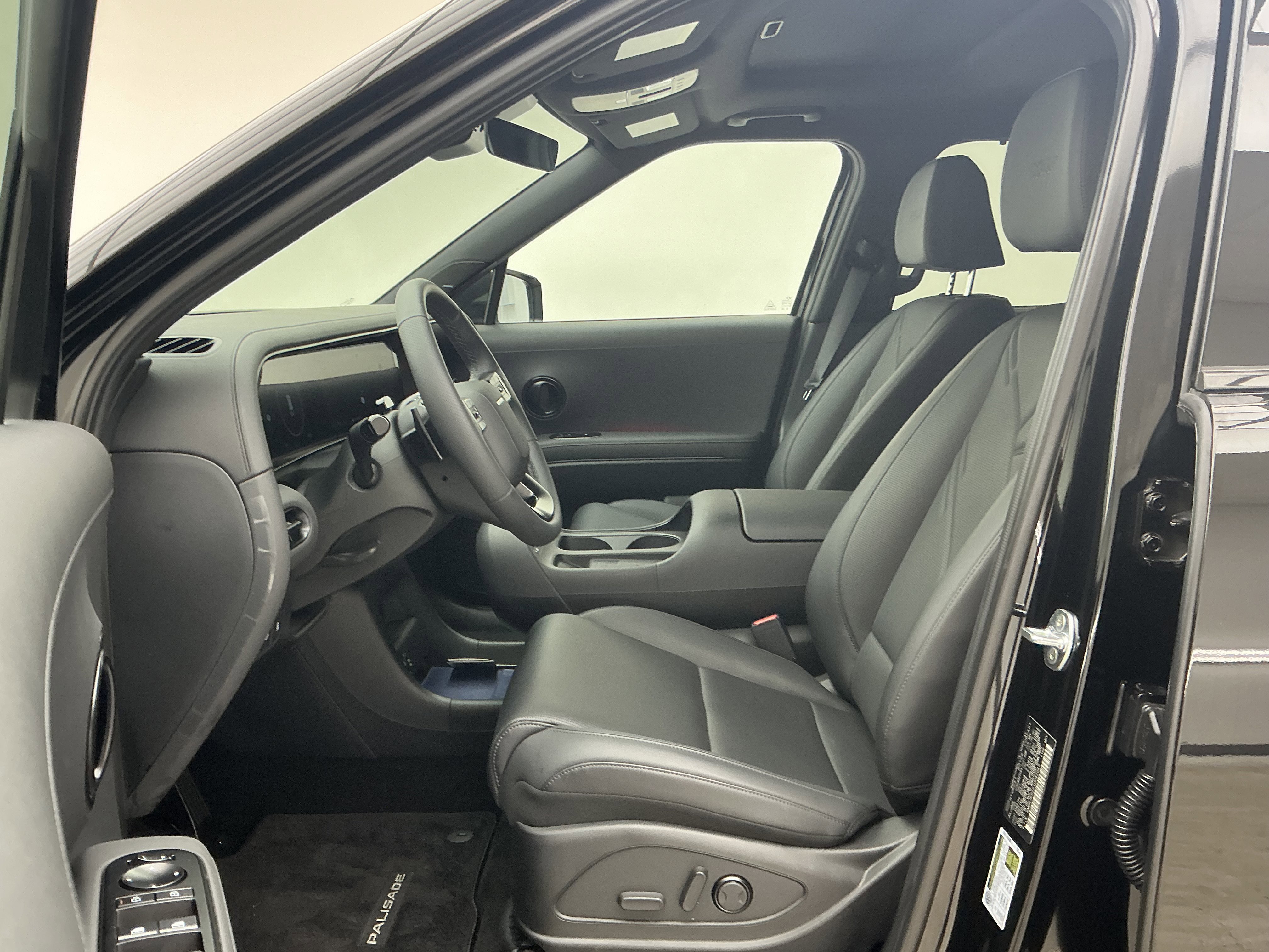 2026 Hyundai Palisade XRT Pro - Photo 16