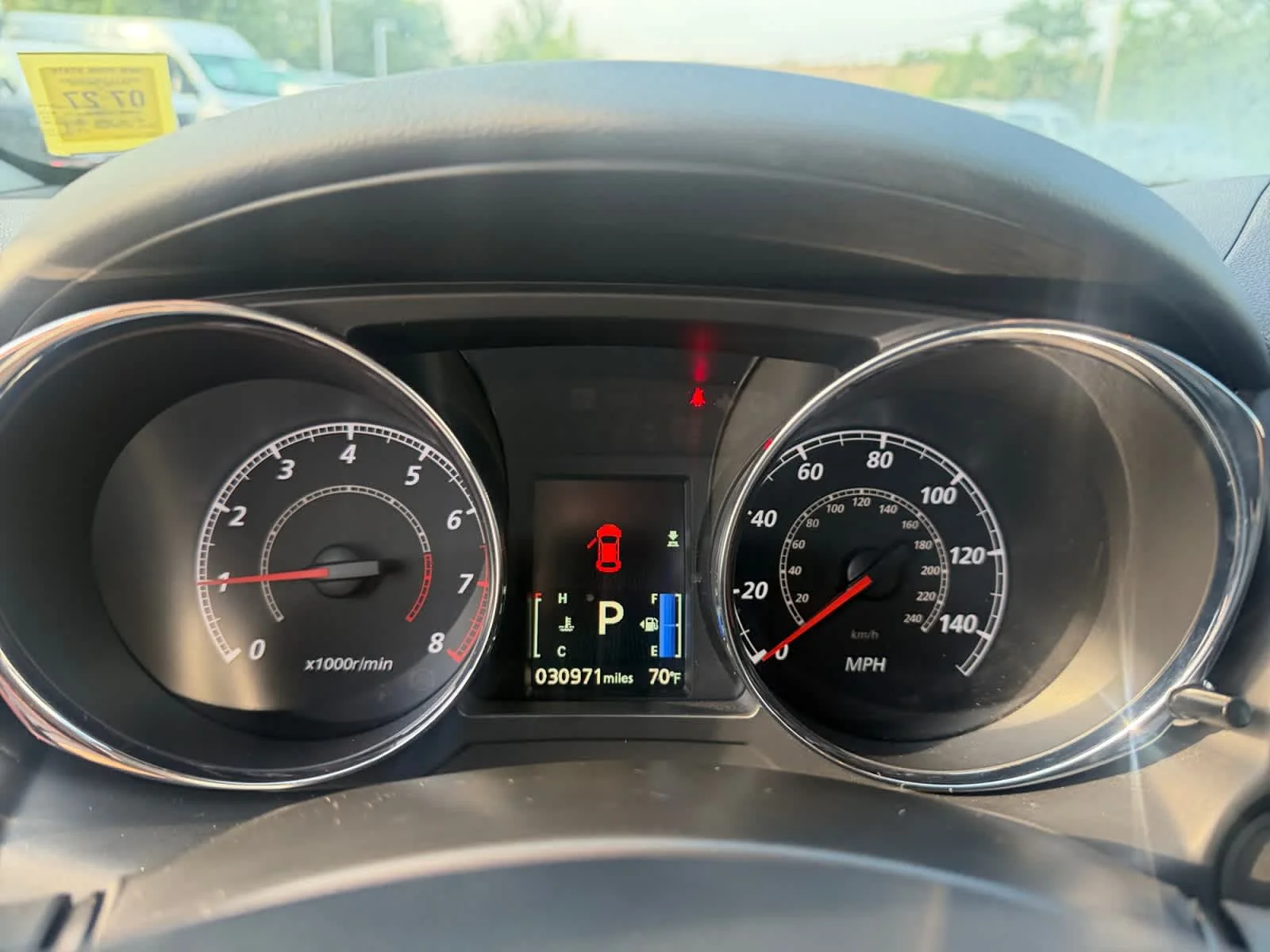 Used 2024 Red Diamond Mitsubishi ES image 15