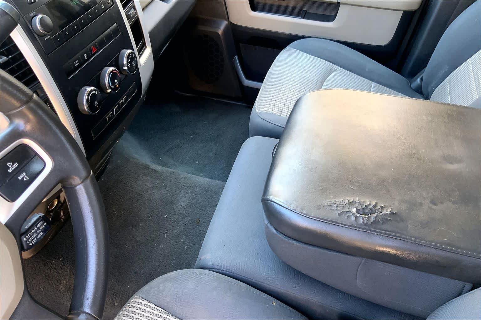 Used 2011 Bright White Ram SLT image 16