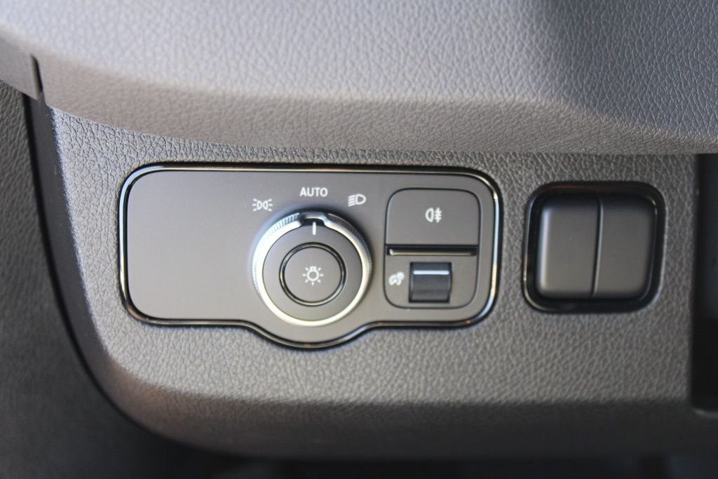 New 2026 Obsidian Black Metallic Mercedes-Benz 15 Passenger 170 WB image 25