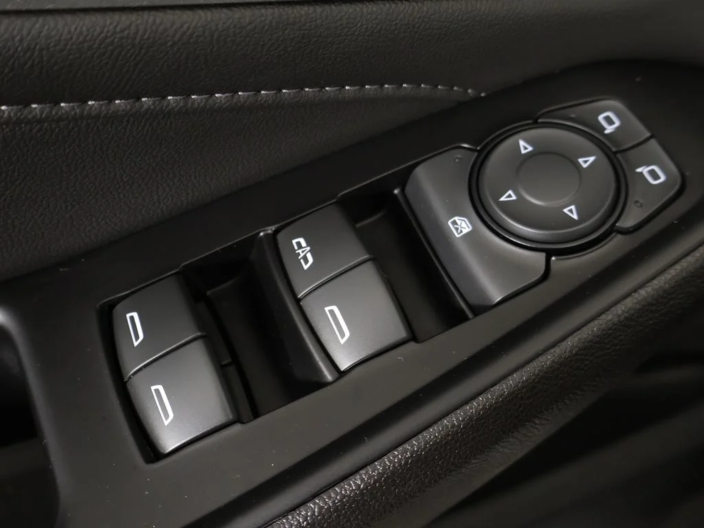 Used 2023 Summit White Chevrolet LT image 40