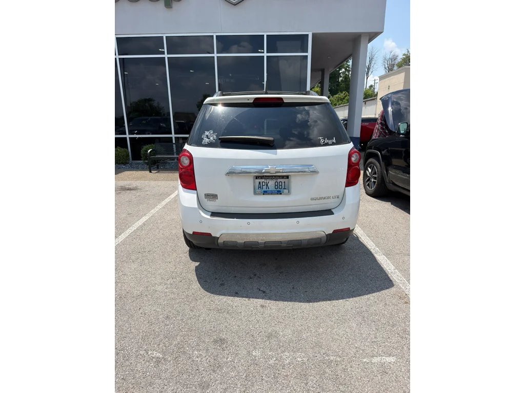 Used 2013 Summit White Chevrolet LTZ image 3