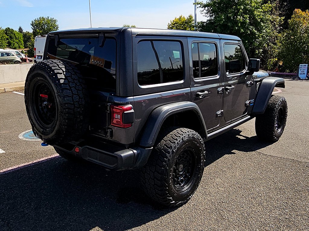 Used 2022 Gray Jeep Unlimited Rubicon 4xe image 15