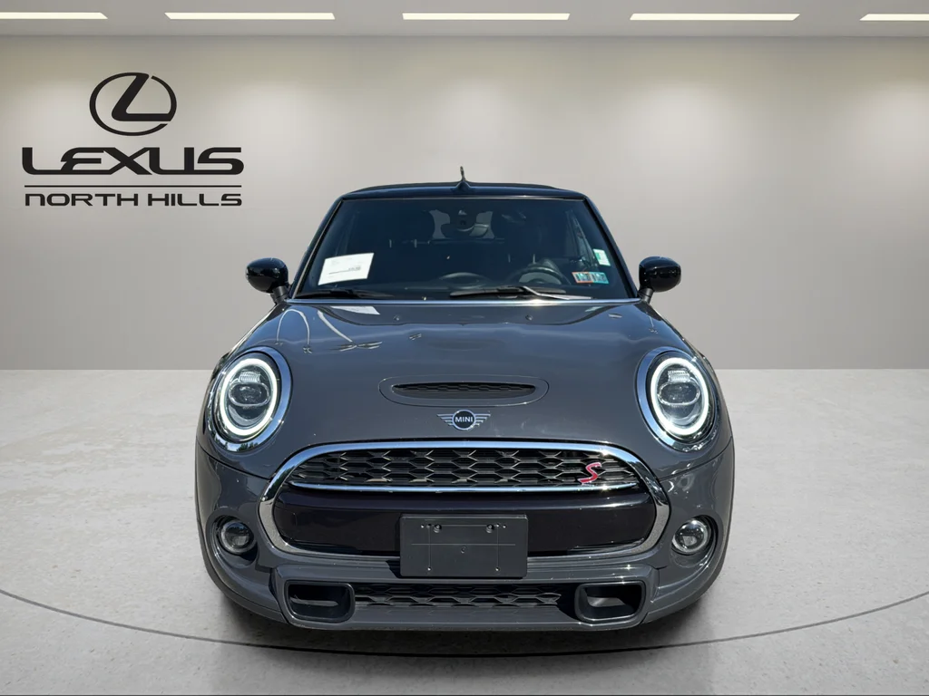 Used 2020 Gray MINI  image 11