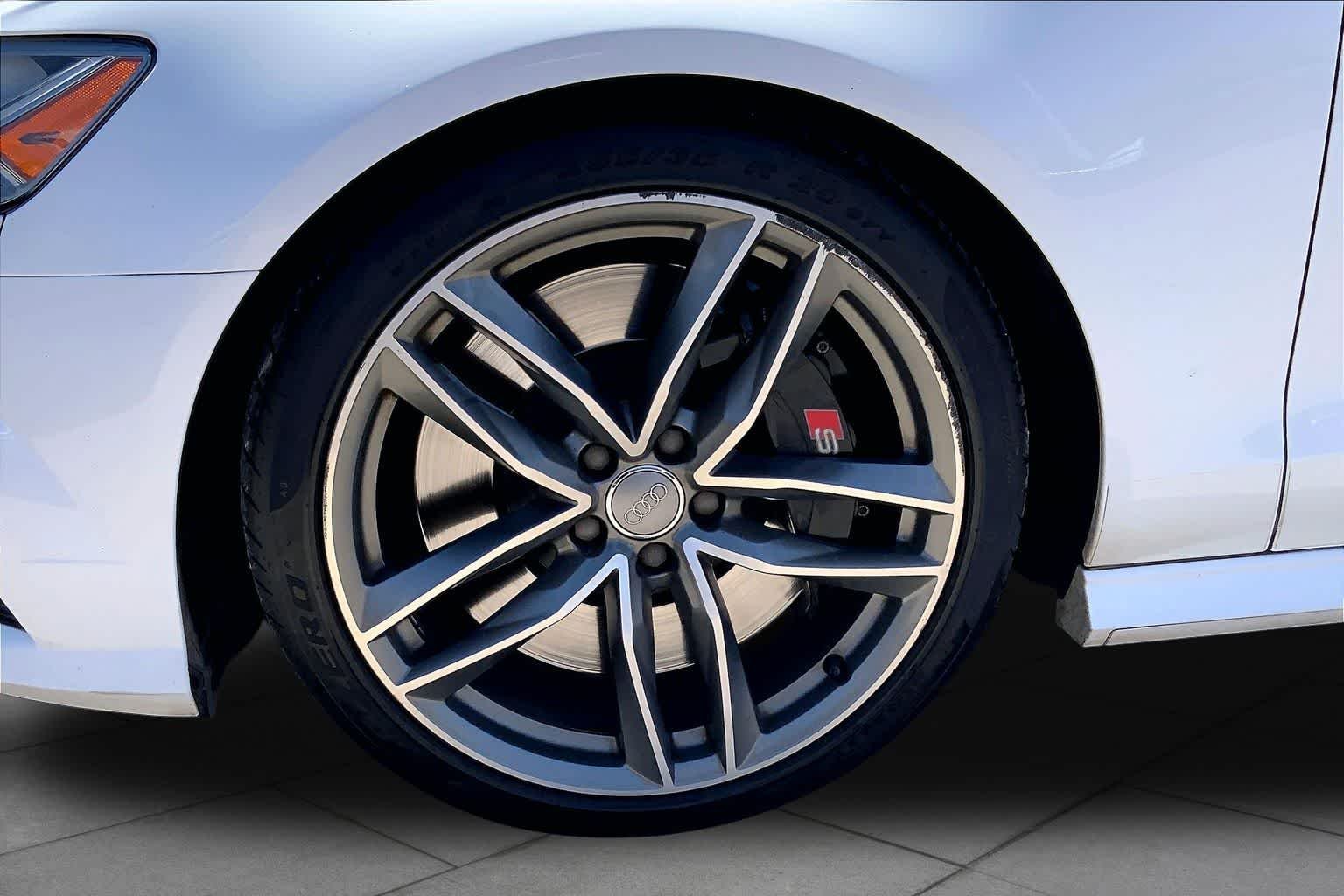Used 2017 Glacier White Metallic Audi Premium Plus image 10