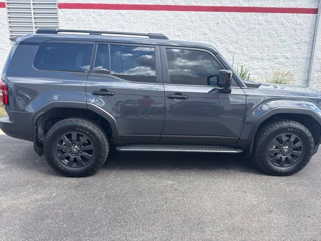 Used 2024  Toyota Base image 8