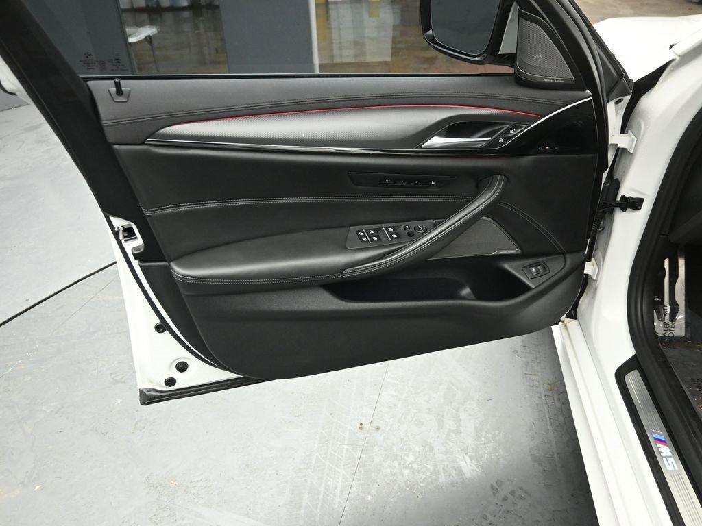 2022 BMW M5 - Image 20