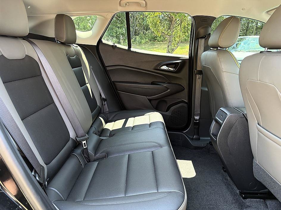 Used 2025 Mosaic Black Metallic Chevrolet ACTIV image 12