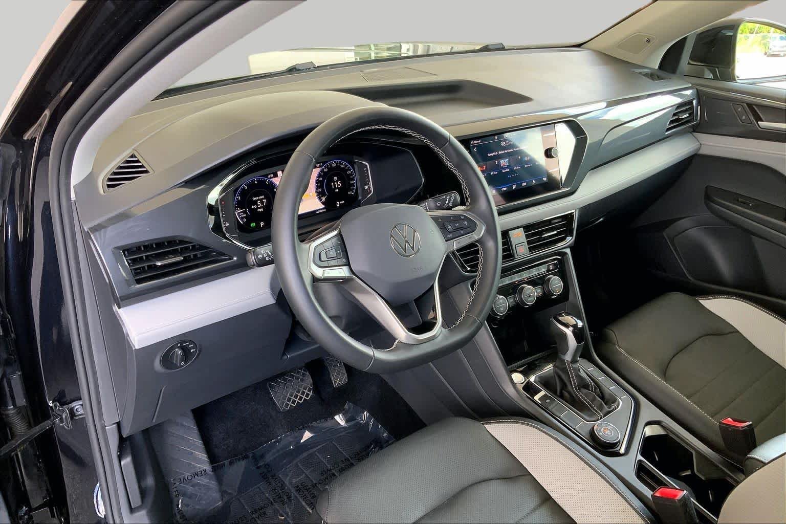 Used 2024 Deep Black Pearl Volkswagen SEL image 18