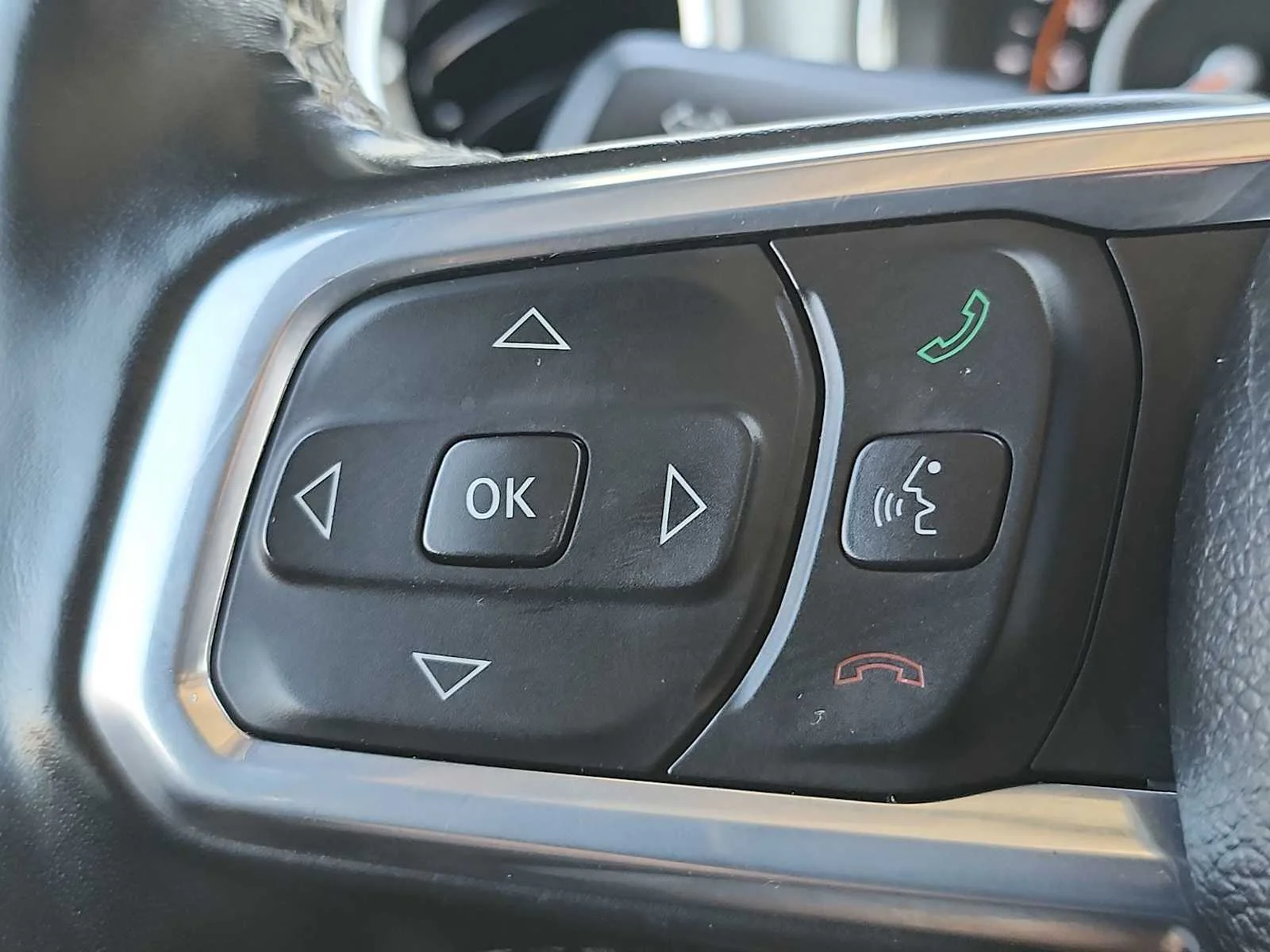 Used 2022 Black Clearcoat Jeep Unlimited Sahara image 28