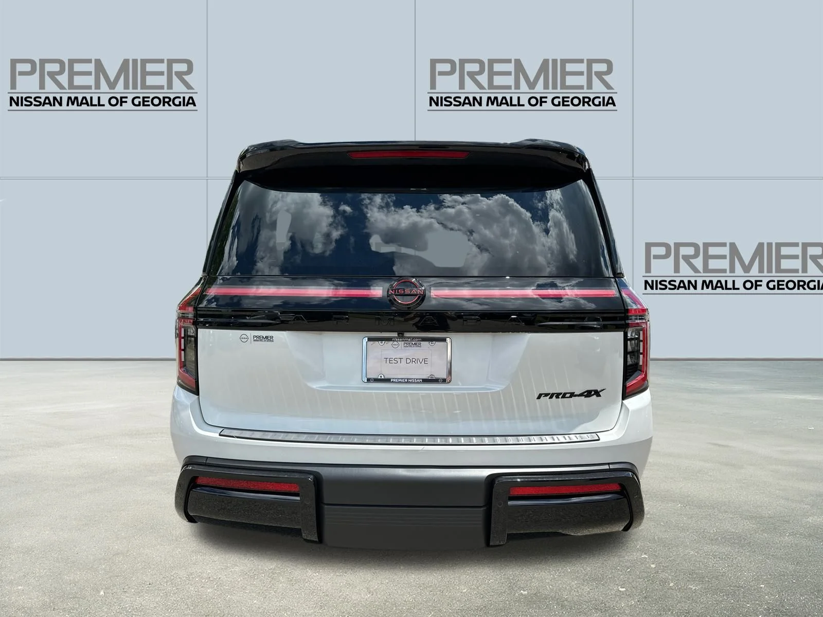 2025 Nissan Armada PRO-4X - Photo 6