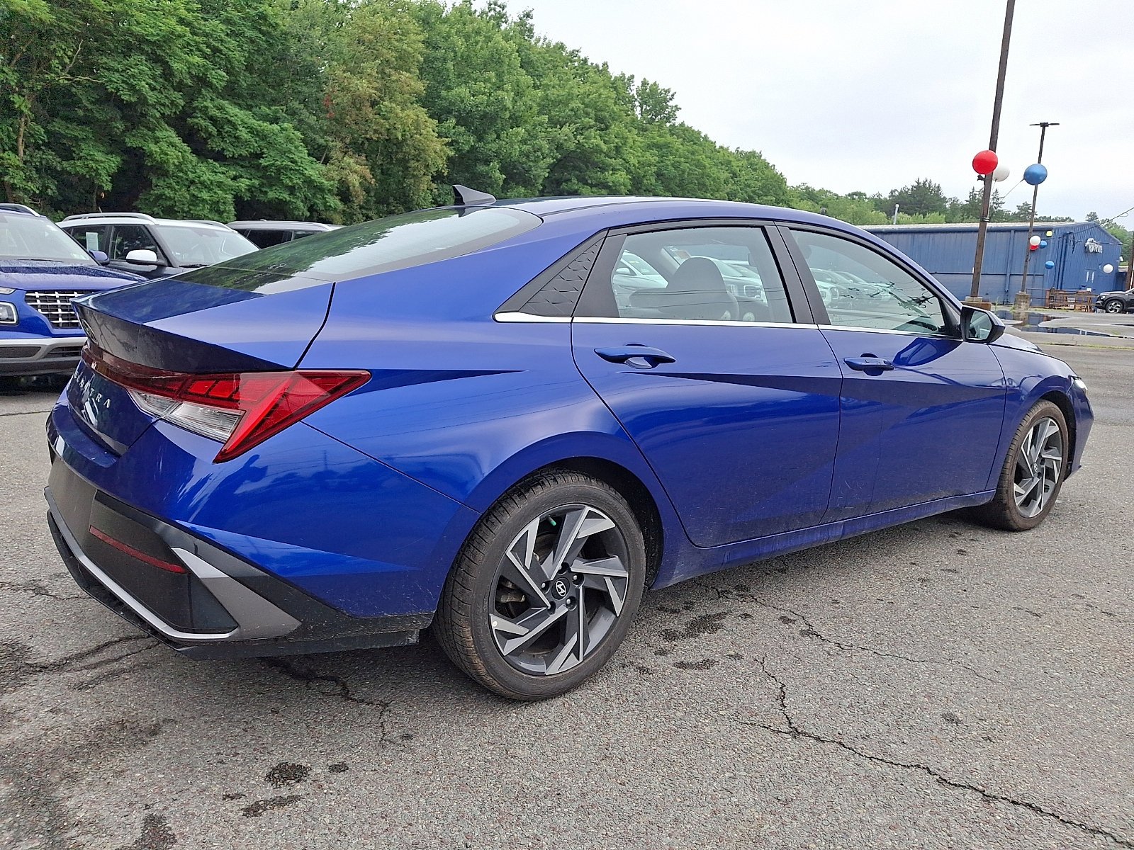2024 Hyundai Elantra SEL - Photo 6